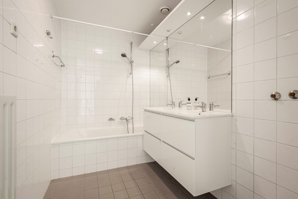 Medium property photo - Duke Ellingtonstraat 25, 1066 GE Amsterdam